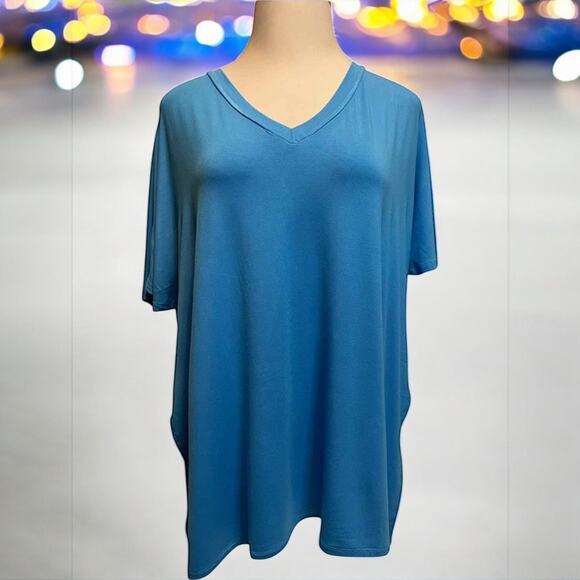 Zenana Luxe Rayon V-Neck Tee in Ocean Blue – 3X - Picture 1 of 5